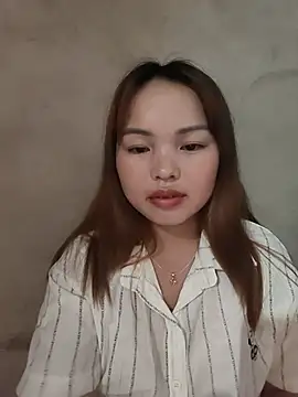 Mina xYx online show from June 22, 2026, 3:31 pm