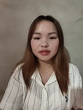 Mina xYx online show from June 28, 2026, 2:39 am