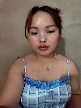 Mina xYx online show from July 4, 2026, 4:35 pm