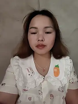 Mina xYx online show from July 5, 2026, 12:45 pm