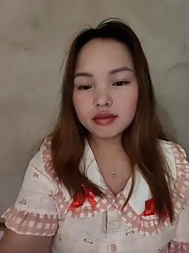 Mina xYx online show from July 6, 2026, 2:25 pm