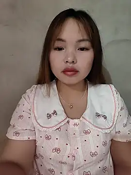 Mina xYx online show from July 8, 2026, 3:44 am