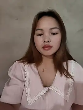 Mina xYx online show from July 9, 2026, 4:00 pm