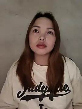 Mina xYx online show from July 28, 2026, 2:35 pm