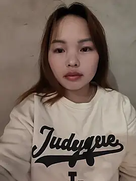Mina xYx online show from July 28, 2026, 3:21 pm