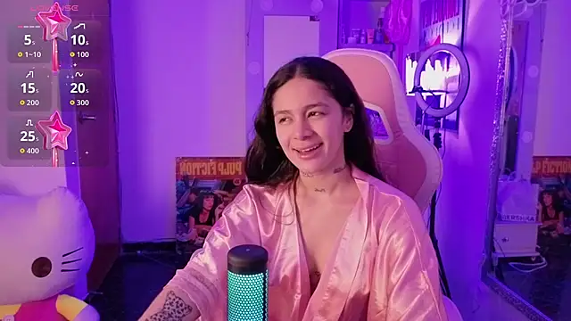 Oliviasims online show from April 13, 2026, 10:48 pm