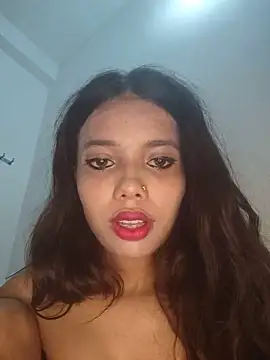 Candyy crushh online show from June 17, 2026, 8:21 pm