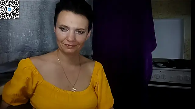HotMamaQueen234 online show from June 29, 2026, 12:39 am