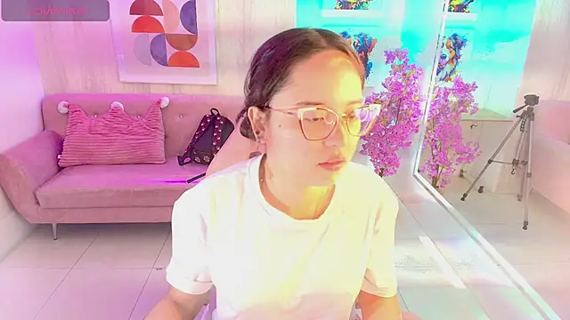 Shady bug online show from May 10, 2026, 12:21 pm