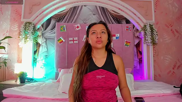 dulce girls online show from June 26, 2026, 11:36 am