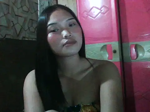 Snapshot of Pinayy_Thalia chatting on April 2, 2026, 2:47 pm Pinayy Thalia online show from April 2, 2026, 2:47 pm
