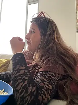 Snapshot of rafaella_stefano chatting on June 15, 2026, 10:23 pm rafaella stefano online show from June 15, 2026, 10:23 pm