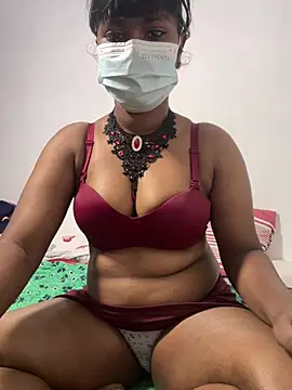 honeyi babe online show from July 12, 2026, 6:54 pm