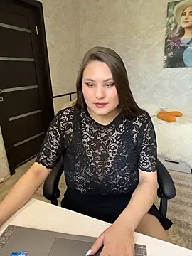 AgathaMyers online show from June 18, 2026, 8:03 am