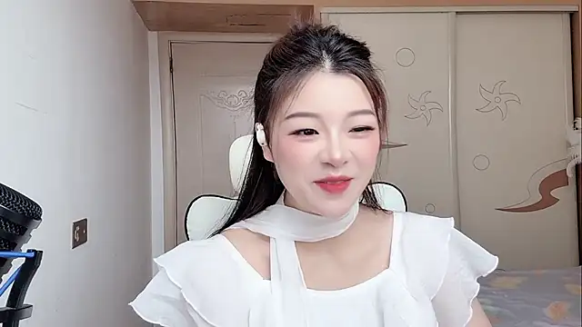 forzen520 online show from May 6, 2026, 12:08 am