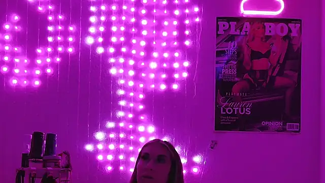 laurenlotus online show from July 25, 2026, 2:36 pm
