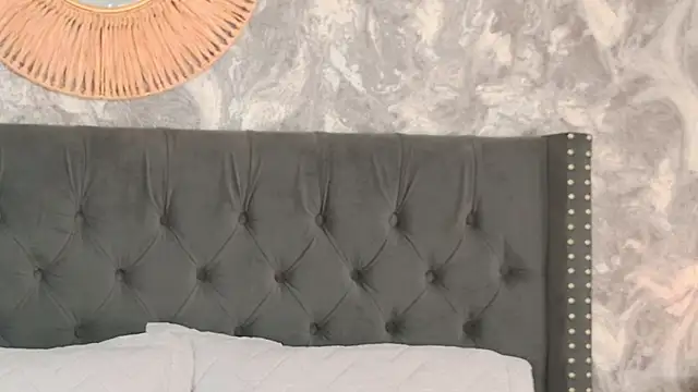  Miss alexxxa online show from May 23, 2026, 7:51 pm