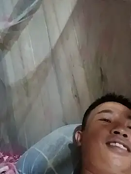 boy-pho- online show from July 19, 2026, 3:05 pm