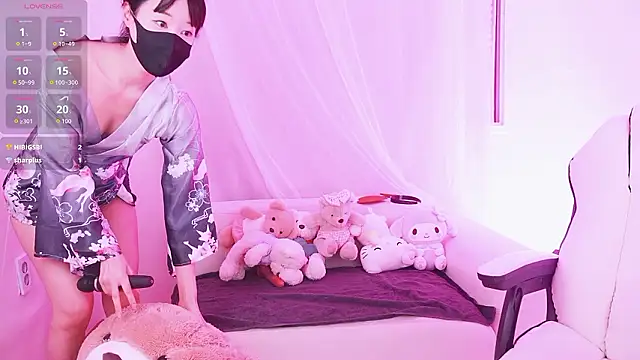 sexyjoy95 online show from May 13, 2026, 10:45 am