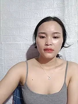 Akile80 online show from July 28, 2026, 3:13 am