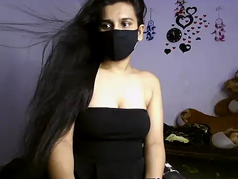 Ishika baby  online show from May 12, 2026, 6:27 pm