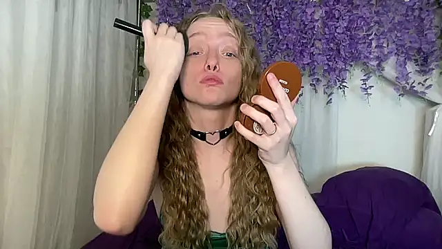ElfGirlAna online show from June 24, 2026, 3:00 pm