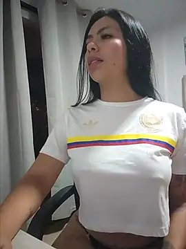 Noa rousse01 online show from July 9, 2026, 5:44 am