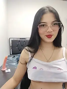 veleria allurin online show from June 19, 2026, 12:09 pm