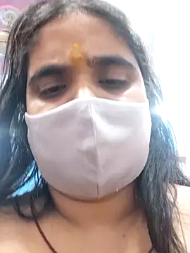 MoonlightMira online show from June 11, 2026, 5:38 am