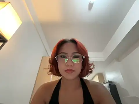 misscutee online show from June 1, 2026, 1:02 pm