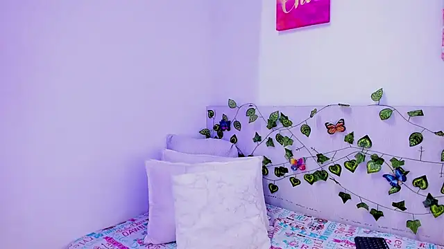 LindaCatalina  online show from July 24, 2026, 12:47 pm