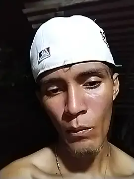 spittermasterpig1 online show from July 15, 2026, 4:51 am