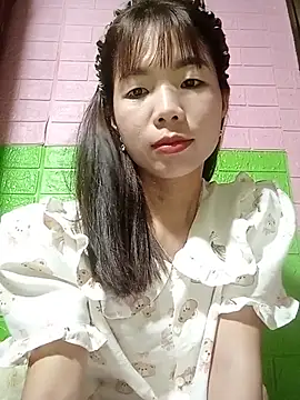 AmyLinee01 online show from June 5, 2026, 6:09 am