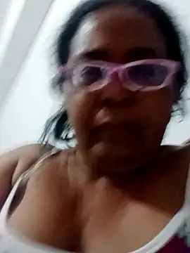 Snapshot of sexymomsn chatting on June 12, 2026, 12:37 pm sexymomsn online show from June 12, 2026, 12:37 pm