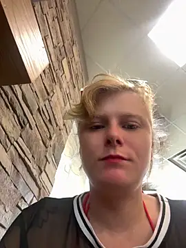 mango-kitty online show from July 13, 2026, 5:16 pm