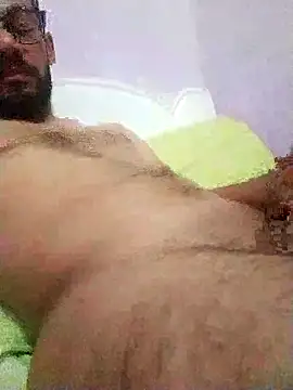 Alimohamed08 online show from May 15, 2026, 11:34 pm