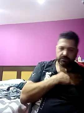 Muchos cogios online show from June 17, 2026, 1:52 am