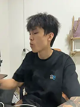 zzzzppp3 online show from June 24, 2026, 6:56 am