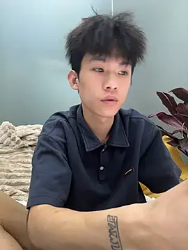 zzzzppp3 online show from June 26, 2026, 2:49 am