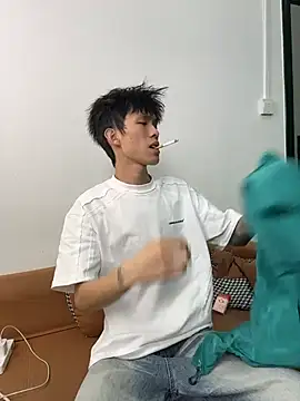 zzzzppp3 online show from June 30, 2026, 9:54 am