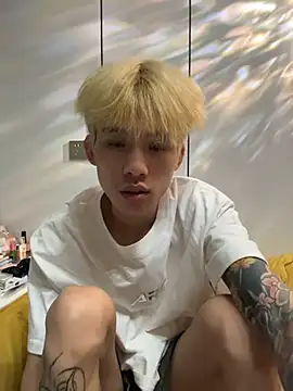 zzzzppp3 online show from July 29, 2026, 2:10 am