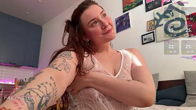 AurikTrix online show from June 14, 2026, 2:24 am