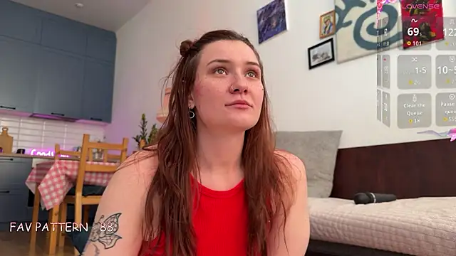 AurikTrix online show from June 22, 2026, 2:02 am