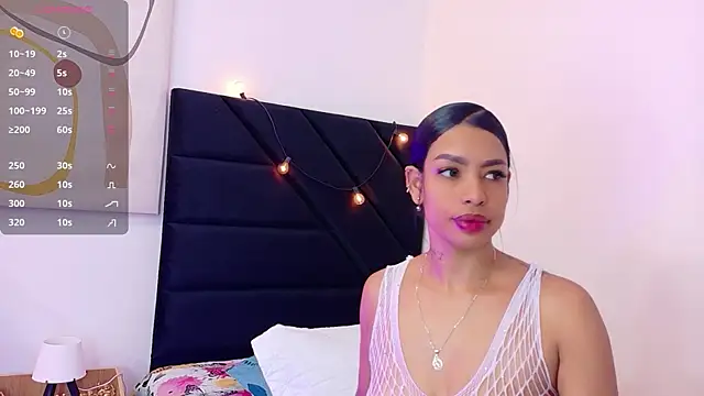 Snapshot of skinnyindiansluttt chatting on May 31, 2026, 12:23 pm skinnyindiansluttt online show from May 31, 2026, 12:23 pm