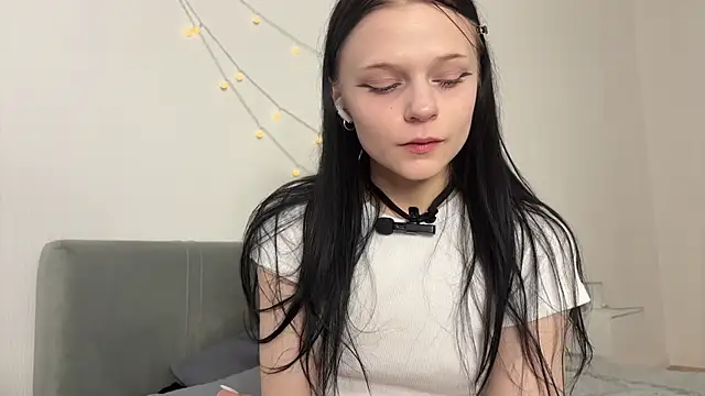 meowchaa online show from July 2, 2026, 3:45 am
