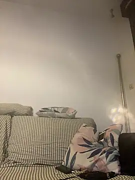 demongentil online show from July 18, 2026, 3:44 am
