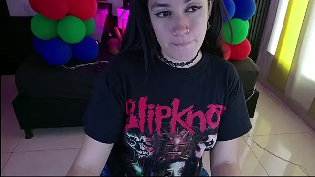 Darkrisnah online show from July 16, 2026, 9:10 pm