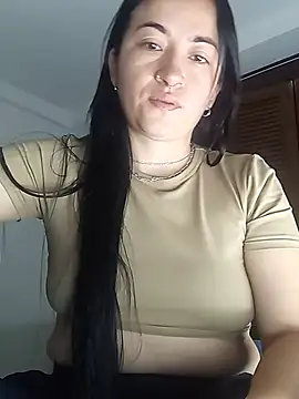 Snapshot of kimberly_peter chatting on July 22, 2026, 11:13 am kimberly peter online show from July 22, 2026, 11:13 am