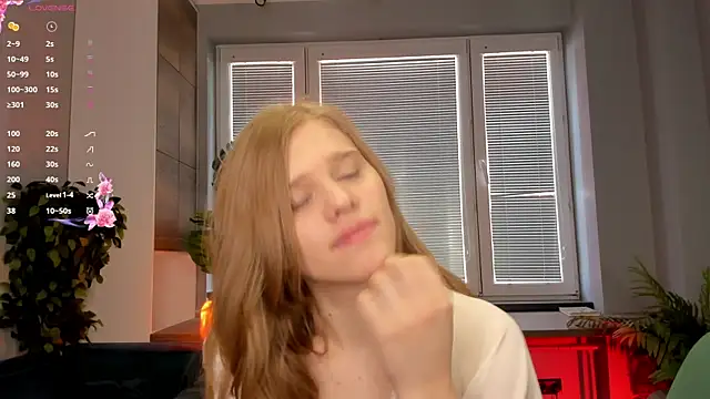 JosefaDonelan online show from June 28, 2026, 7:14 am