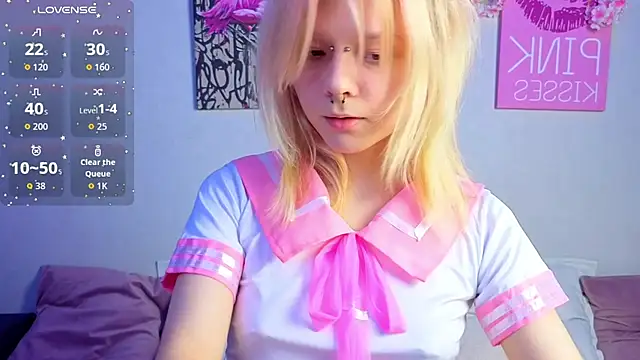 Snapshot of PerryKitty chatting on June 5, 2026, 4:02 pm PerryKitty online show from June 5, 2026, 4:02 pm
